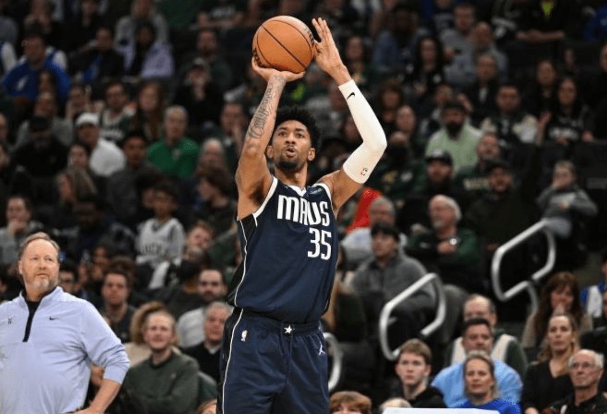 包含从达拉斯独行侠围绕德甲止住颓势到塞维利亚防线松动备战葡超，Uzi连续五场比赛得分超过刷新纪录的词条